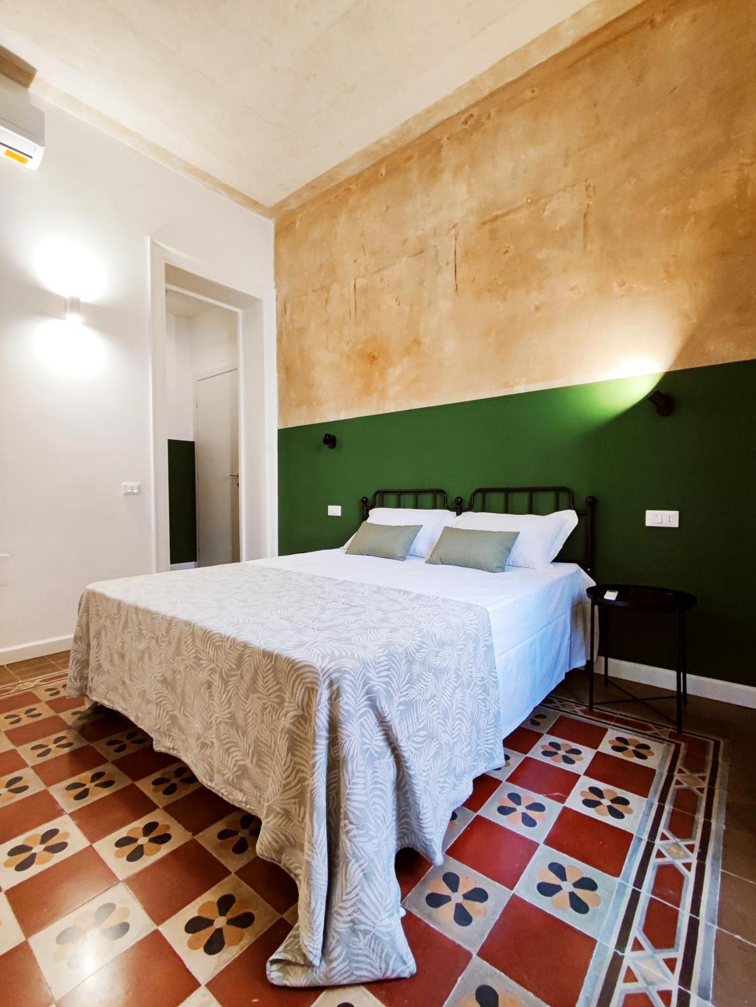 Donna Oliva Guest House Palermo Exteriör bild