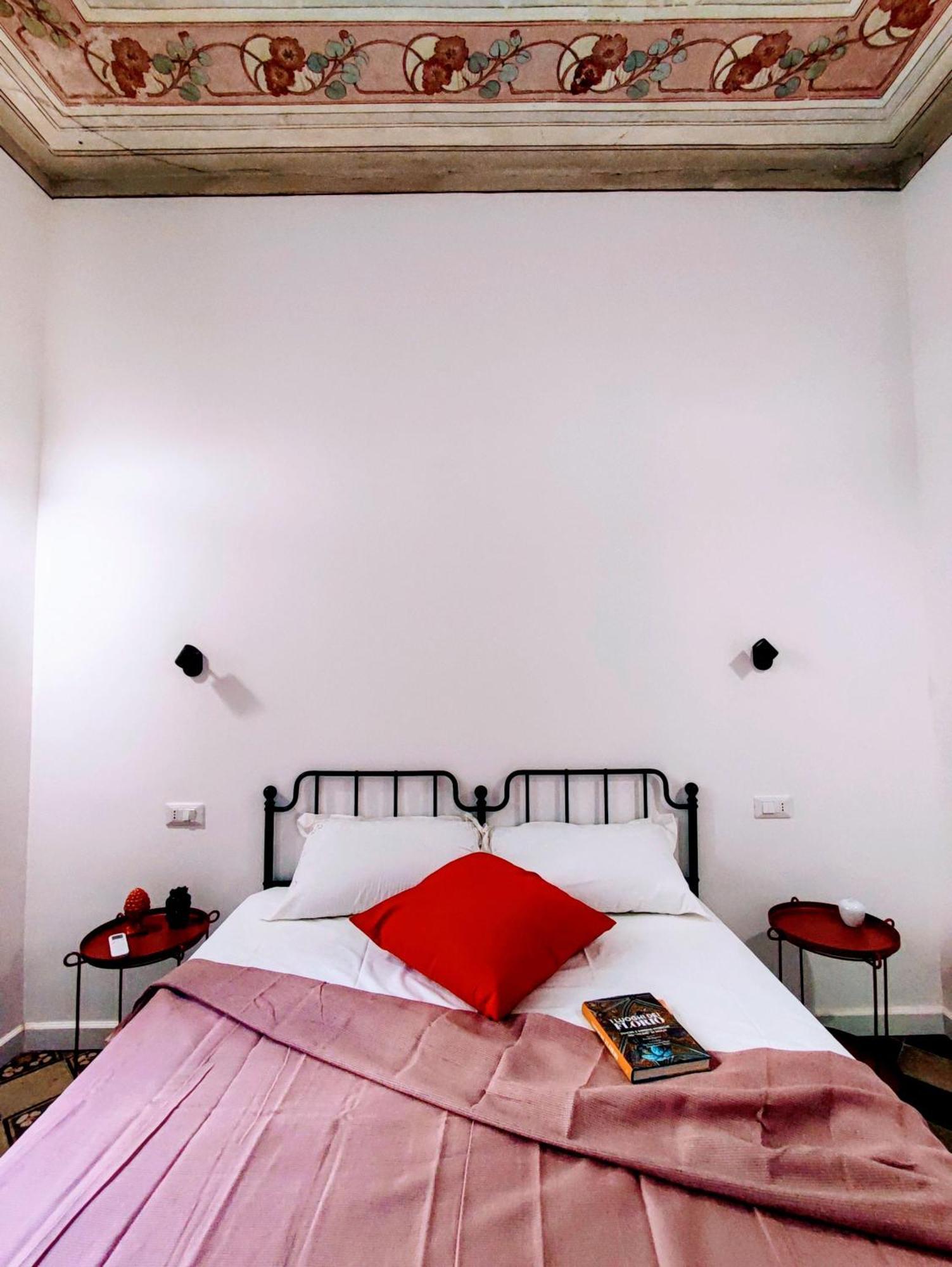 Donna Oliva Guest House Palermo Exteriör bild